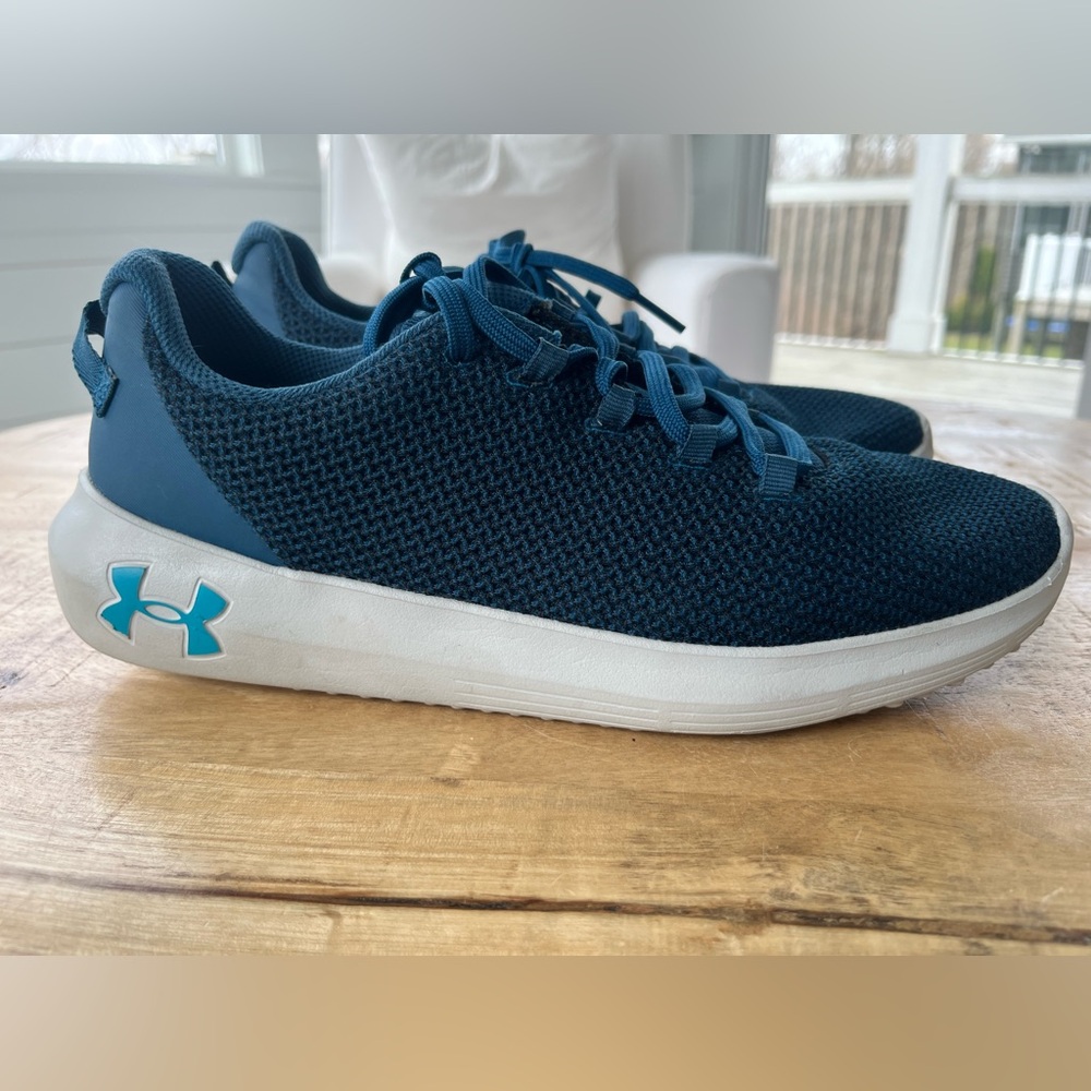 Under Armour Ripple in Techno Blue/Teal Women’s running shoes Sz 10
